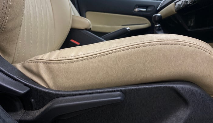 2021 Honda City 1.5L I-VTEC V MT 5TH GEN, Petrol, Manual, 65,630 km, Driver Side Adjustment Panel