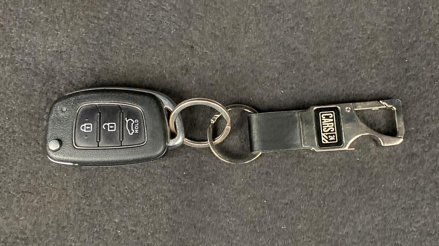 2016 Hyundai Elite i20 SPORTZ 1.2, Petrol, Manual, 71,457 km, Key Close Up