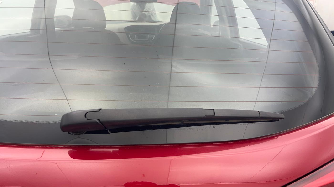 2016 Hyundai Elite i20 ASTA 1.2, Petrol, Manual, 1,02,226 km, Rear Wiper