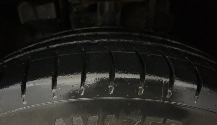 2017 Tata Tiago XT PETROL, CNG, Manual, 93,663 km, Left Front Tyre Tread