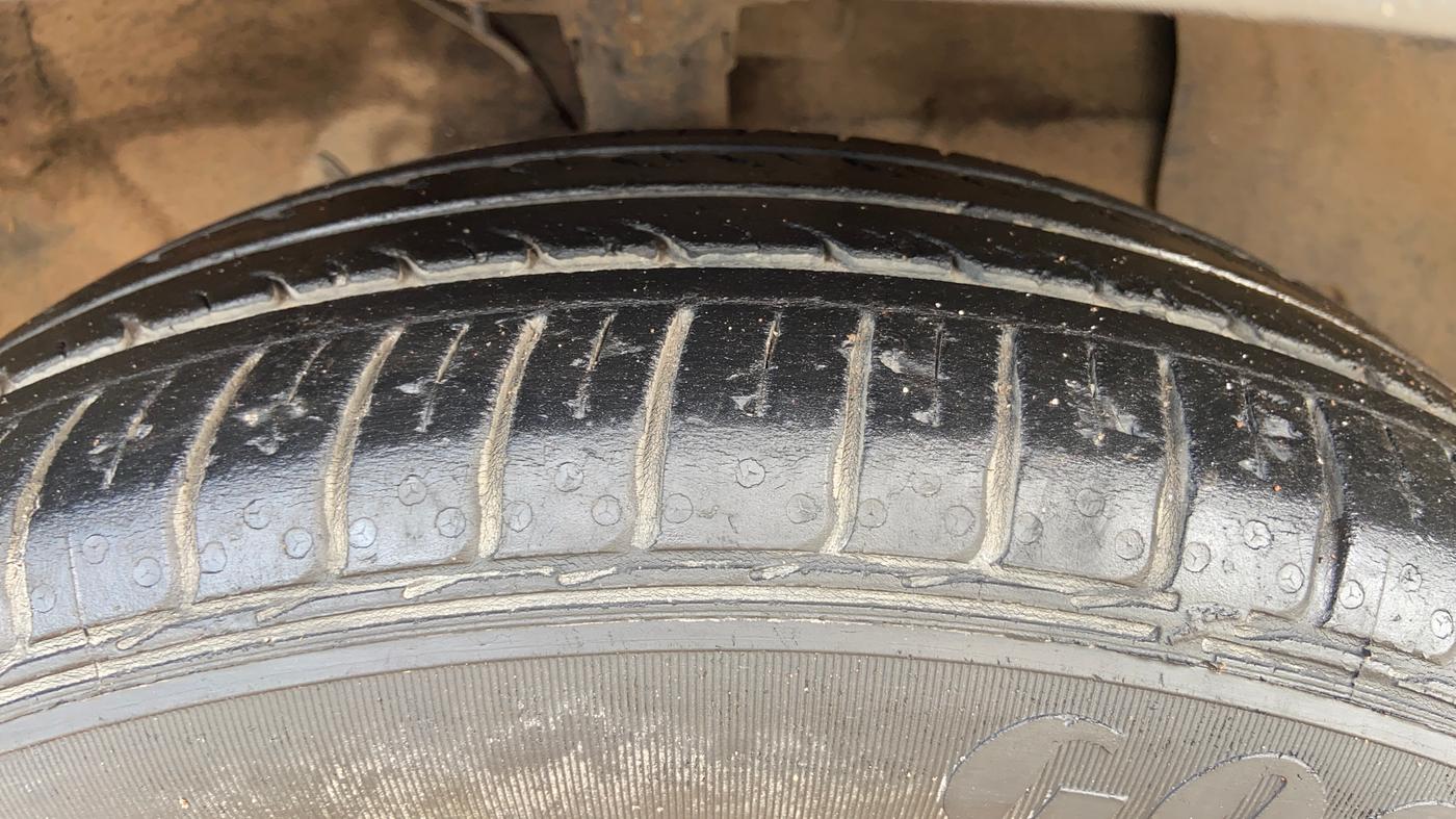 2023 Hyundai EXTER SX 1.2 MT, Petrol, Manual, 14,064 km, Right Front Tyre Tread