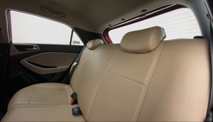 2016 Hyundai Elite i20 ASTA 1.2, Petrol, Manual, 54,708 km, Right Side Rear Door Cabin