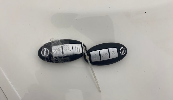 2013 Nissan Micra XV CVT, Petrol, Automatic, 61,301 km, Key Close Up