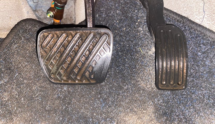 2013 Nissan Micra XV CVT, Petrol, Automatic, 61,301 km, Pedals