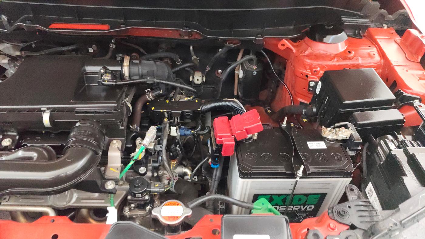2024 Maruti BREZZA ZXI SMART HYBRID DUAL TONE, Petrol, Manual, 11,358 km, Engine View - Left