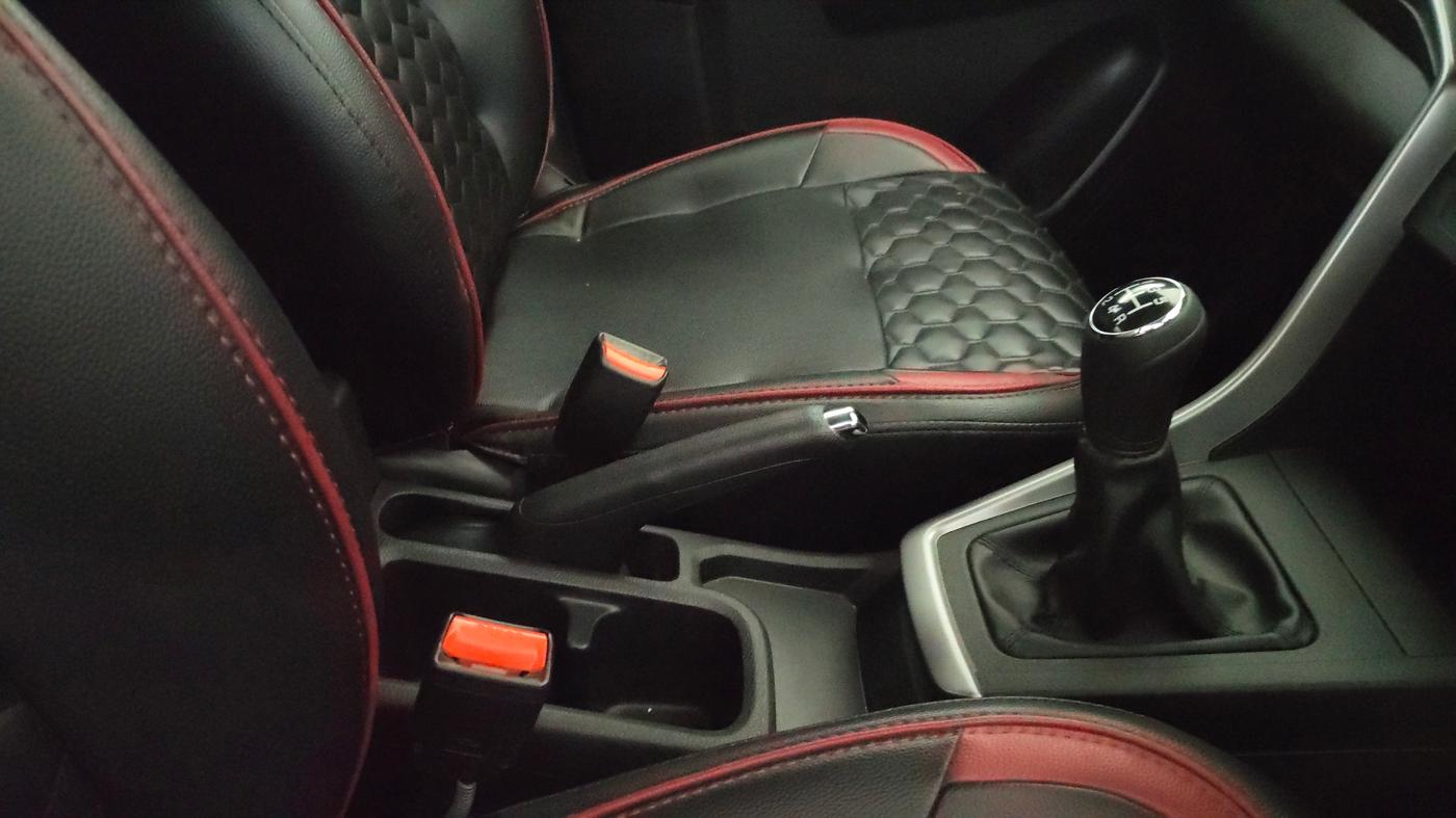 2024 Maruti BREZZA ZXI SMART HYBRID DUAL TONE, Petrol, Manual, 11,358 km, Gear Lever