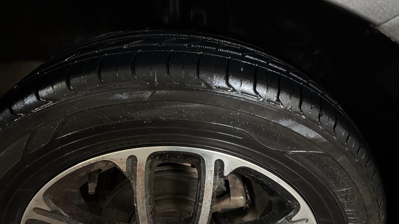 2019 Maruti Swift ZXI PLUS, Petrol, Manual, 71,096 km, Right Front Tyre Tread