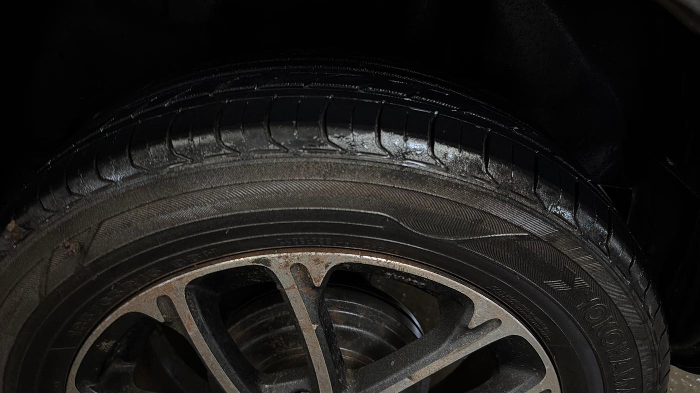 2019 Maruti Swift ZXI PLUS, Petrol, Manual, 71,096 km, Left Rear Tyre Tread