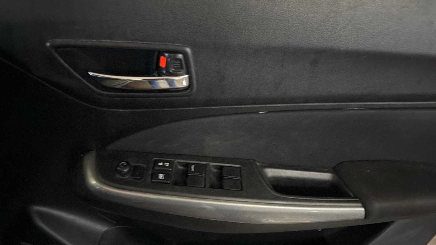 2019 Maruti Swift ZXI PLUS, Petrol, Manual, 71,096 km, Driver Side Door Panels Control