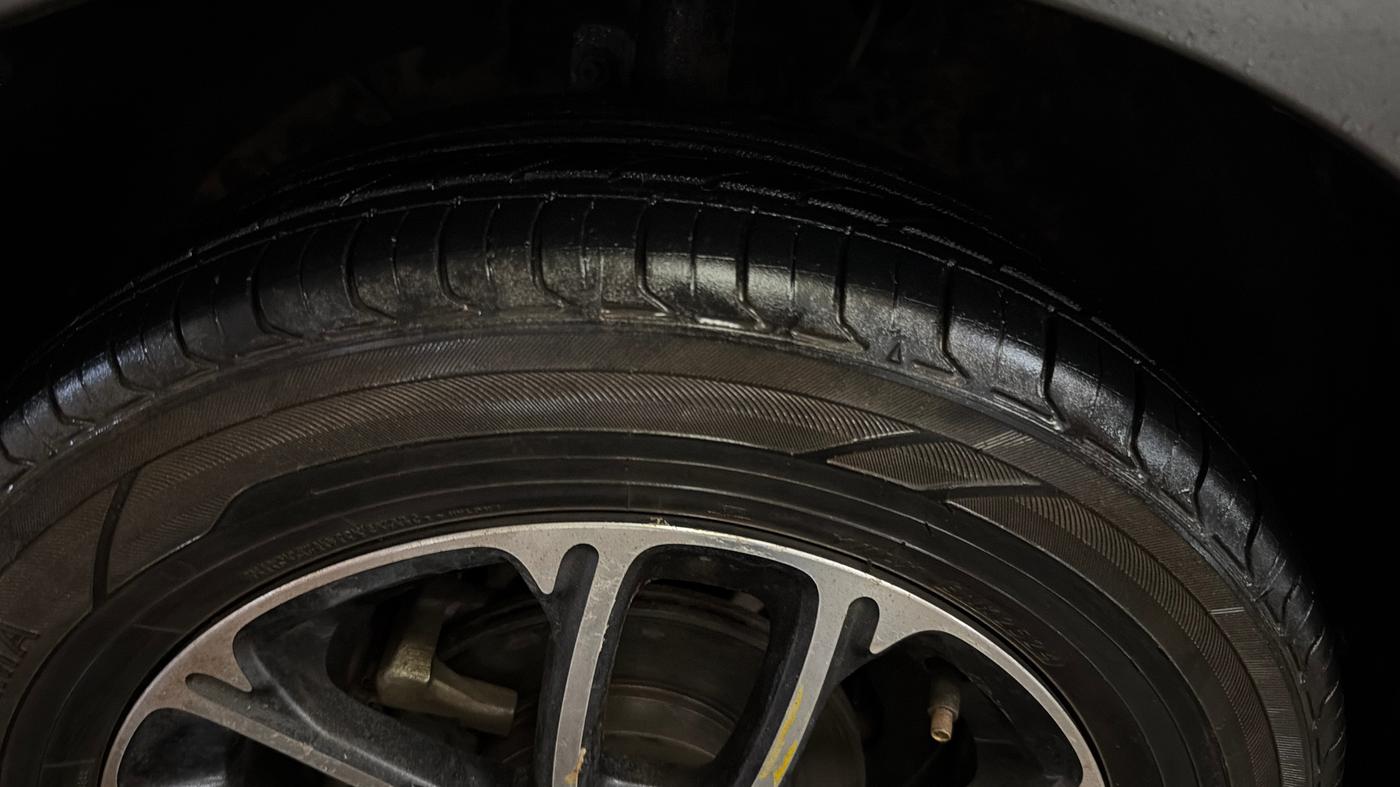 2019 Maruti Swift ZXI PLUS, Petrol, Manual, 71,096 km, Left Front Tyre Tread