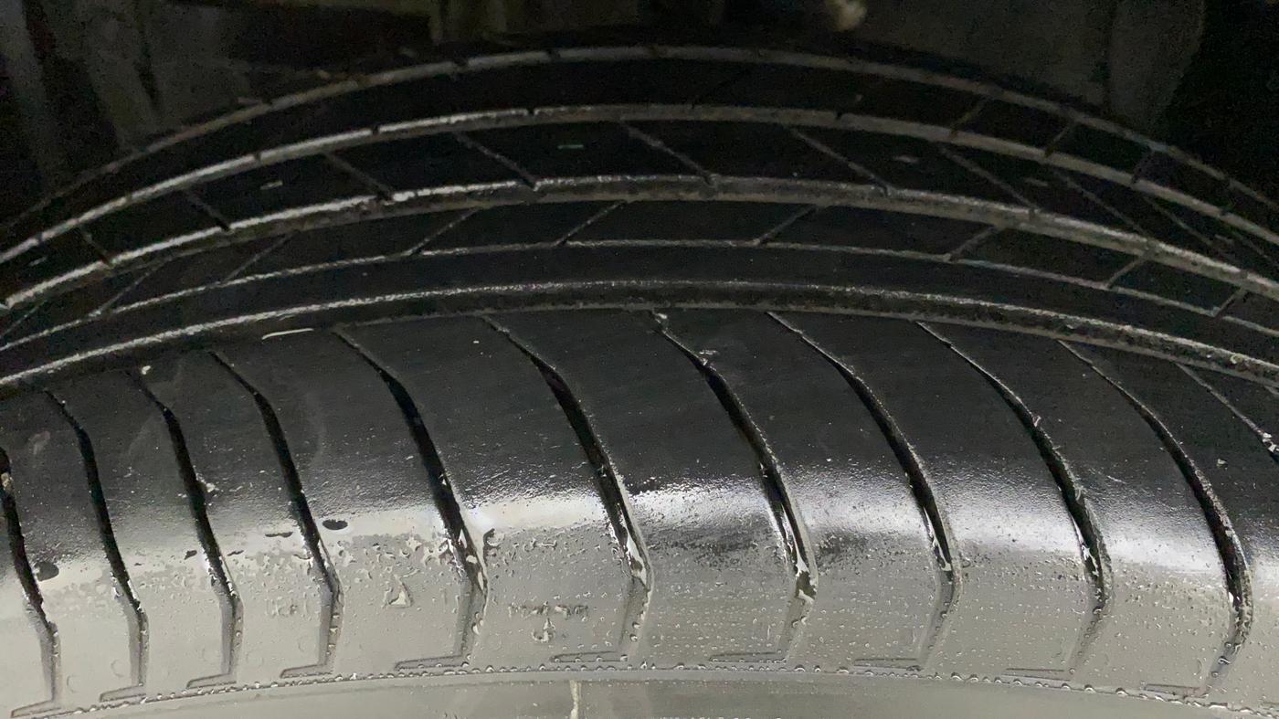 2022 Toyota URBAN CRUISER MID GRADE AT, Petrol, Automatic, 6,311 km, Left Front Tyre Tread