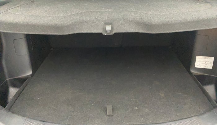 2020 Maruti S Cross ALPHA 1.5, Petrol, Manual, 39,225 km, Boot Inside