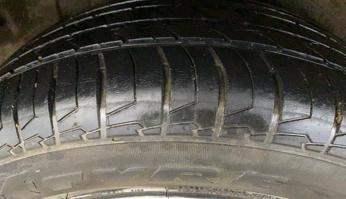 2020 Maruti S Cross ALPHA 1.5, Petrol, Manual, 39,225 km, Right Rear Tyre Tread