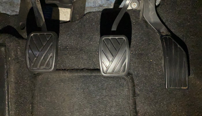 2020 Maruti S Cross ALPHA 1.5, Petrol, Manual, 39,225 km, Pedals