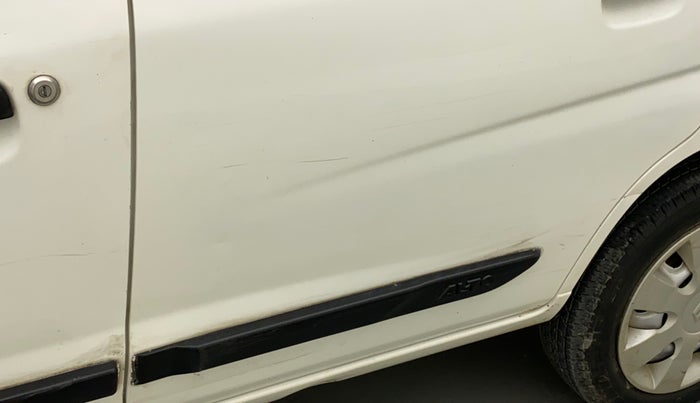 2013 Maruti Alto K10 LXI, Petrol, Manual, 30,711 km, Rear left door - Slightly dented