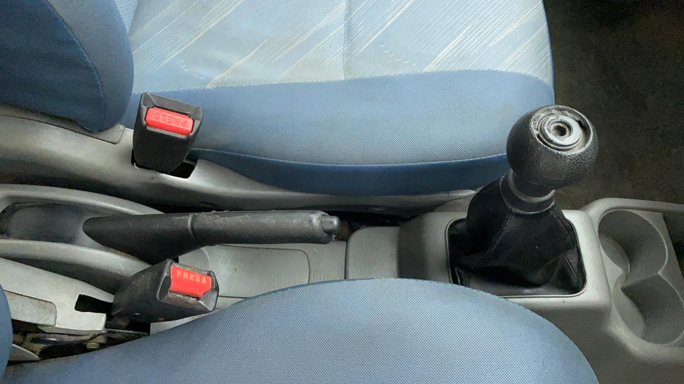 2013 Maruti Alto K10 LXI, Petrol, Manual, 30,711 km, Gear Lever