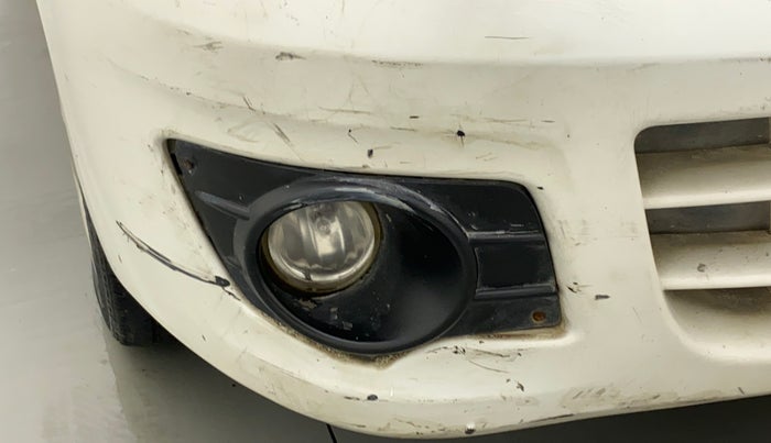 2013 Maruti Alto K10 LXI, Petrol, Manual, 30,711 km, Right fog light - Not fixed properly