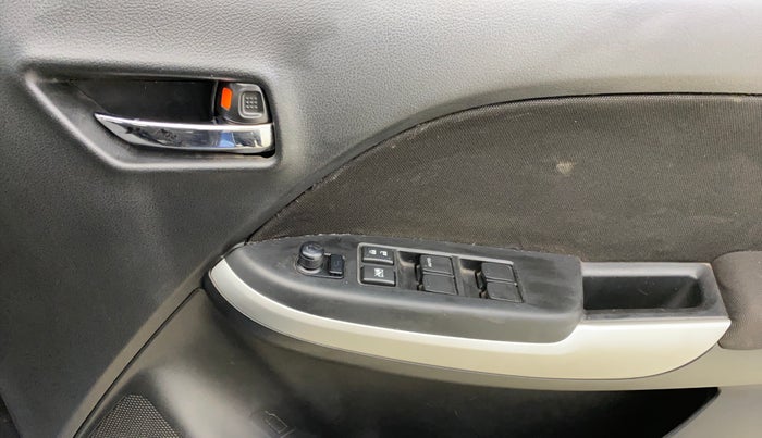2016 Maruti Baleno DELTA PETROL 1.2, Petrol, Manual, 43,394 km, Driver Side Door Panels Control