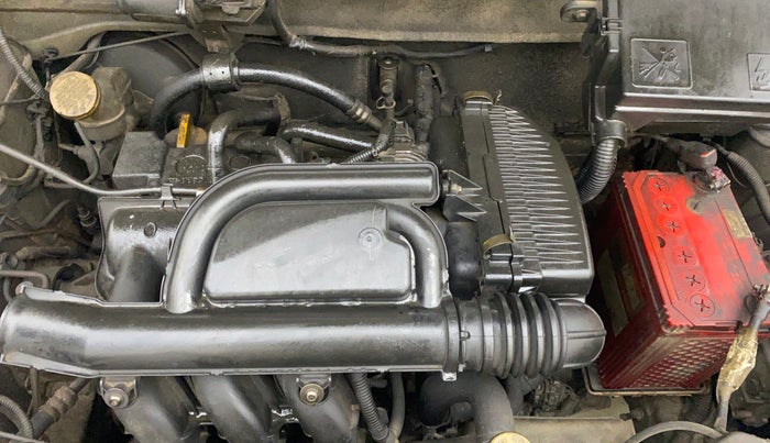 2016 Renault Kwid RXT 1.0 AMT, Petrol, Automatic, 52,846 km, Engine View