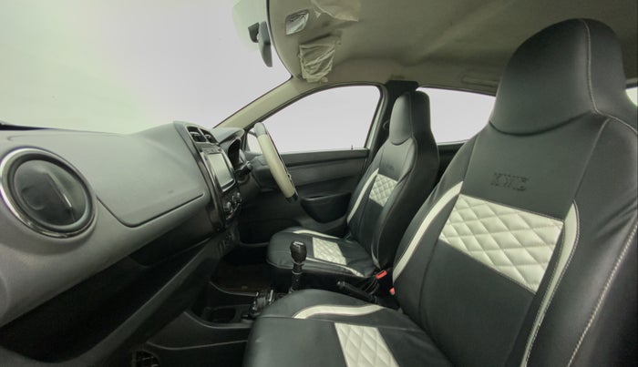 2017 Renault Kwid RXT 0.8, Petrol, Manual, 33,095 km, Right Side Front Door Cabin