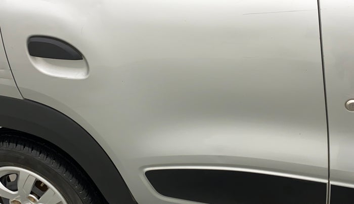 2017 Renault Kwid RXT 0.8, Petrol, Manual, 33,095 km, Right rear door - Minor scratches