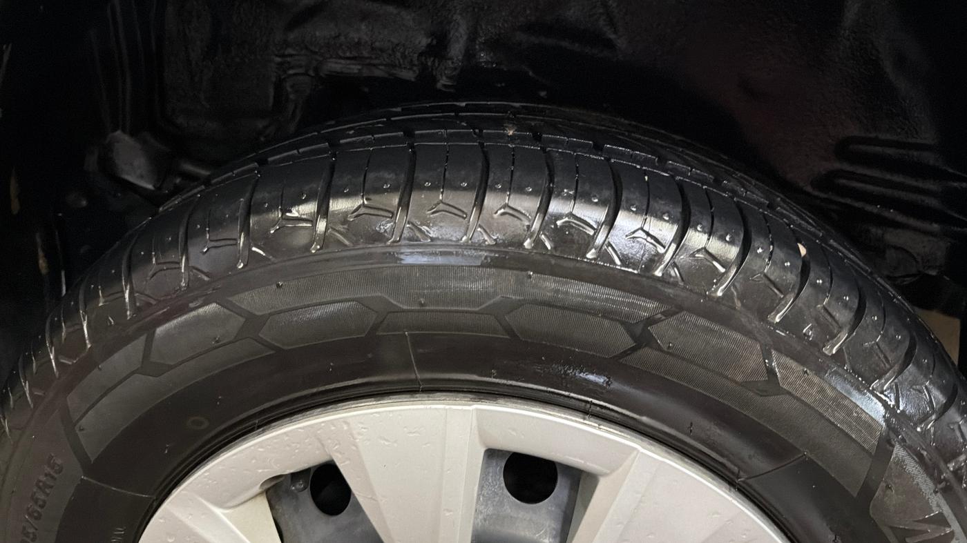 2017 Toyota Corolla Altis J PETROL, Petrol, Manual, 69,059 km, Left Rear Tyre Tread