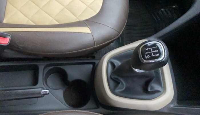 2016 Hyundai Grand i10 SPORTZ 1.2 KAPPA VTVT, Petrol, Manual, 36,091 km, Gear Lever