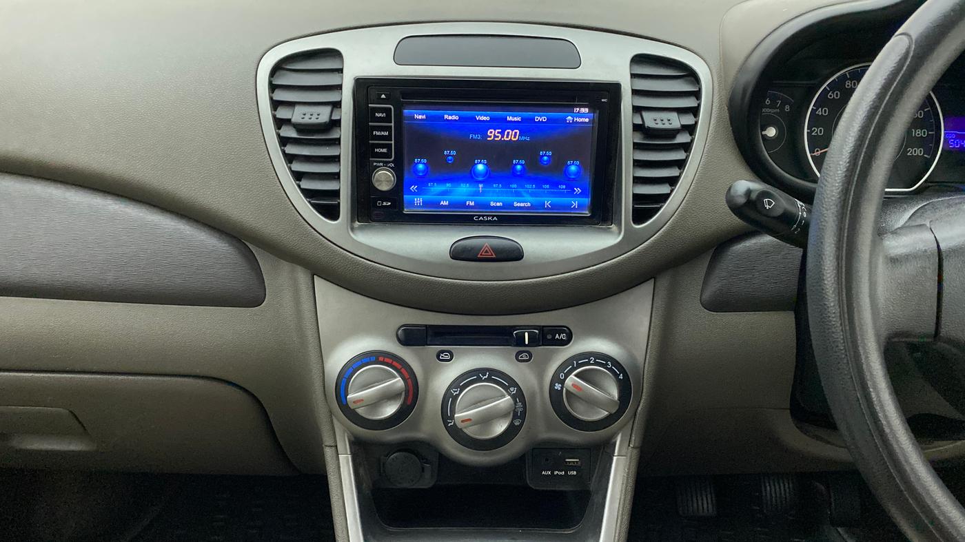2016 Hyundai i10 SPORTZ 1.1, Petrol, Manual, 50,401 km, Air Conditioner
