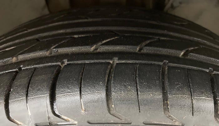 2019 Tata Tiago XZ+ 1.2 Revotron, Petrol, Manual, 67,974 km, Right Front Tyre Tread