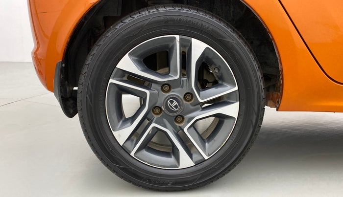 2019 Tata Tiago XZ+ 1.2 Revotron, Petrol, Manual, 67,974 km, Right Rear Wheel