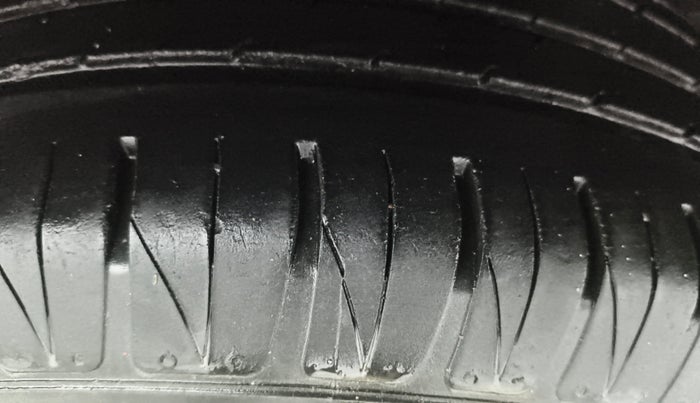 2021 KIA SONET GTX PLUS 1.0 IMT, Petrol, Manual, 38,792 km, Left Rear Tyre Tread