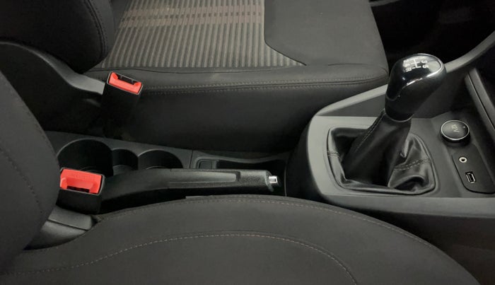 2020 Ford FREESTYLE TITANIUM 1.2 PETROL, Petrol, Manual, 17,663 km, Gear Lever
