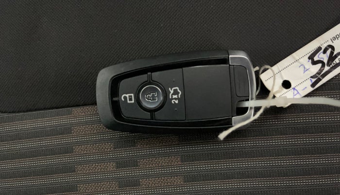 2020 Ford FREESTYLE TITANIUM 1.2 PETROL, Petrol, Manual, 17,663 km, Key Close Up
