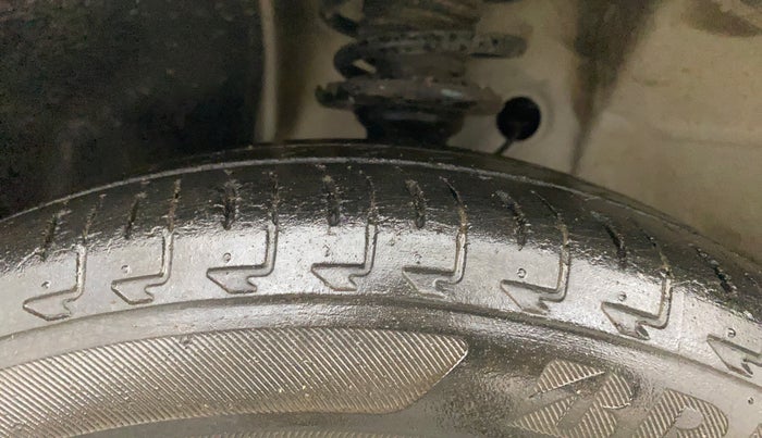 2018 Maruti IGNIS ALPHA 1.2 AMT, Petrol, Automatic, 69,451 km, Left Front Tyre Tread