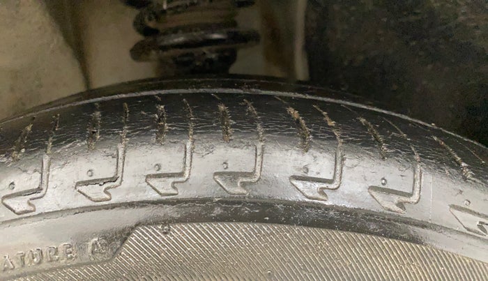 2018 Maruti IGNIS ALPHA 1.2 AMT, Petrol, Automatic, 69,451 km, Right Front Tyre Tread