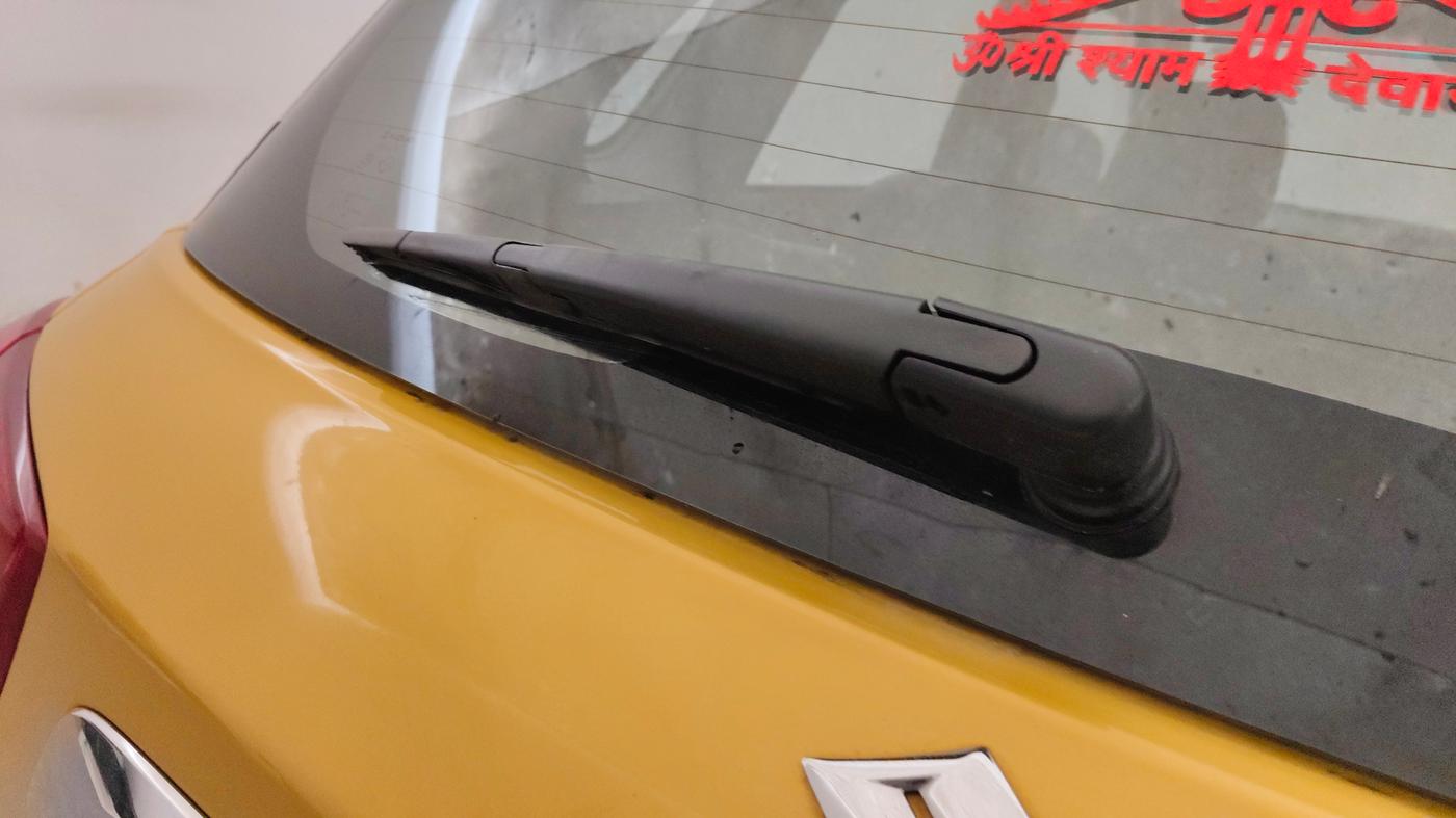 2019 Maruti Vitara Brezza ZDI PLUS DUAL TONE, Diesel, Manual, 70,666 km, Rear Wiper