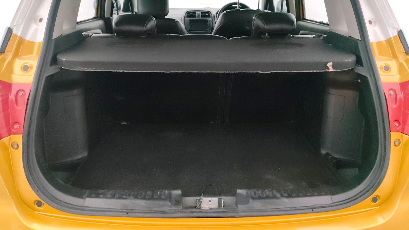 2019 Maruti Vitara Brezza ZDI PLUS DUAL TONE, Diesel, Manual, 70,666 km, Boot Inside