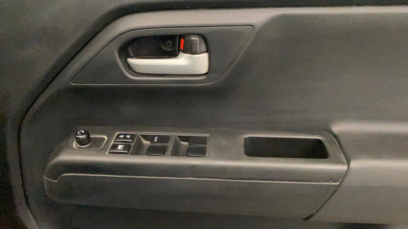 2020 Maruti New Wagon-R VXI 1.0, CNG, Manual, 48,752 km, Driver Side Door Panels Control