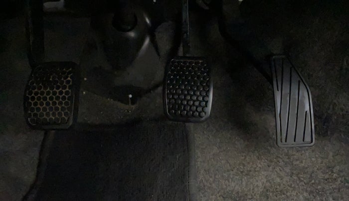 2017 Maruti Alto K10 VXI P, Petrol, Manual, 51,856 km, Pedals