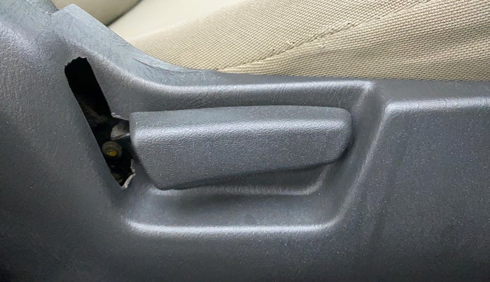 2017 Maruti Alto K10 VXI P, Petrol, Manual, 51,856 km, Driver Side Adjustment Panel