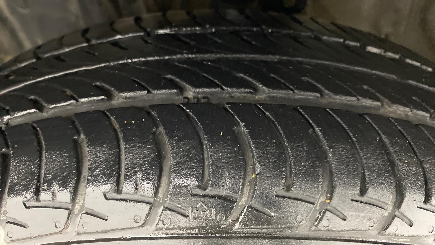 2014 Nissan Micra Active XV, Petrol, Manual, 30,463 km, Left Front Tyre Tread