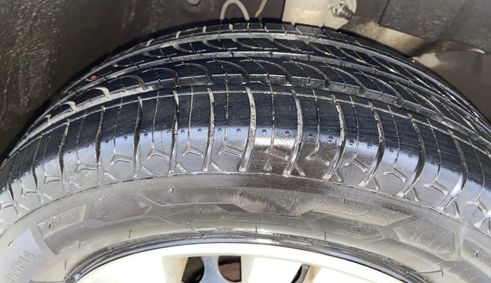 2020 Honda Amaze 1.2L I-VTEC S, Petrol, Manual, 43,730 km, Right Front Tyre Tread