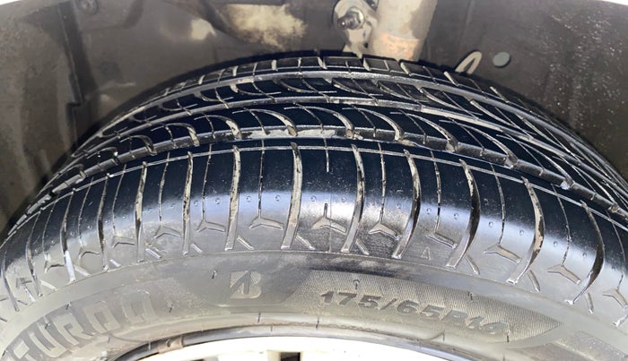 2020 Honda Amaze 1.2L I-VTEC S, Petrol, Manual, 43,730 km, Left Front Tyre Tread