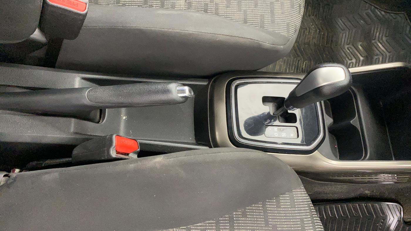2018 Maruti IGNIS DELTA 1.2 AMT, Petrol, Automatic, 57,393 km, Gear Lever