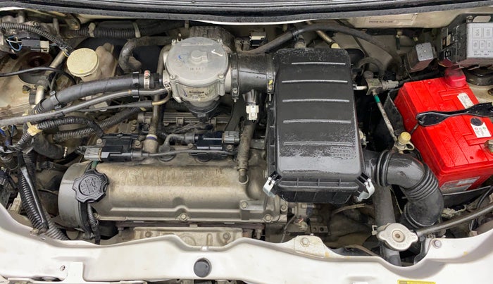 2010 Maruti Wagon R Duo LXI LPG, LPG, Manual, 64,015 km, Engine Bonet View