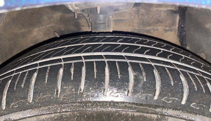 2023 Hyundai GRAND I10 NIOS SPORTZ AMT 1.2 KAPPA VTVT, Petrol, Automatic, 15,028 km, Right Front Tyre Tread