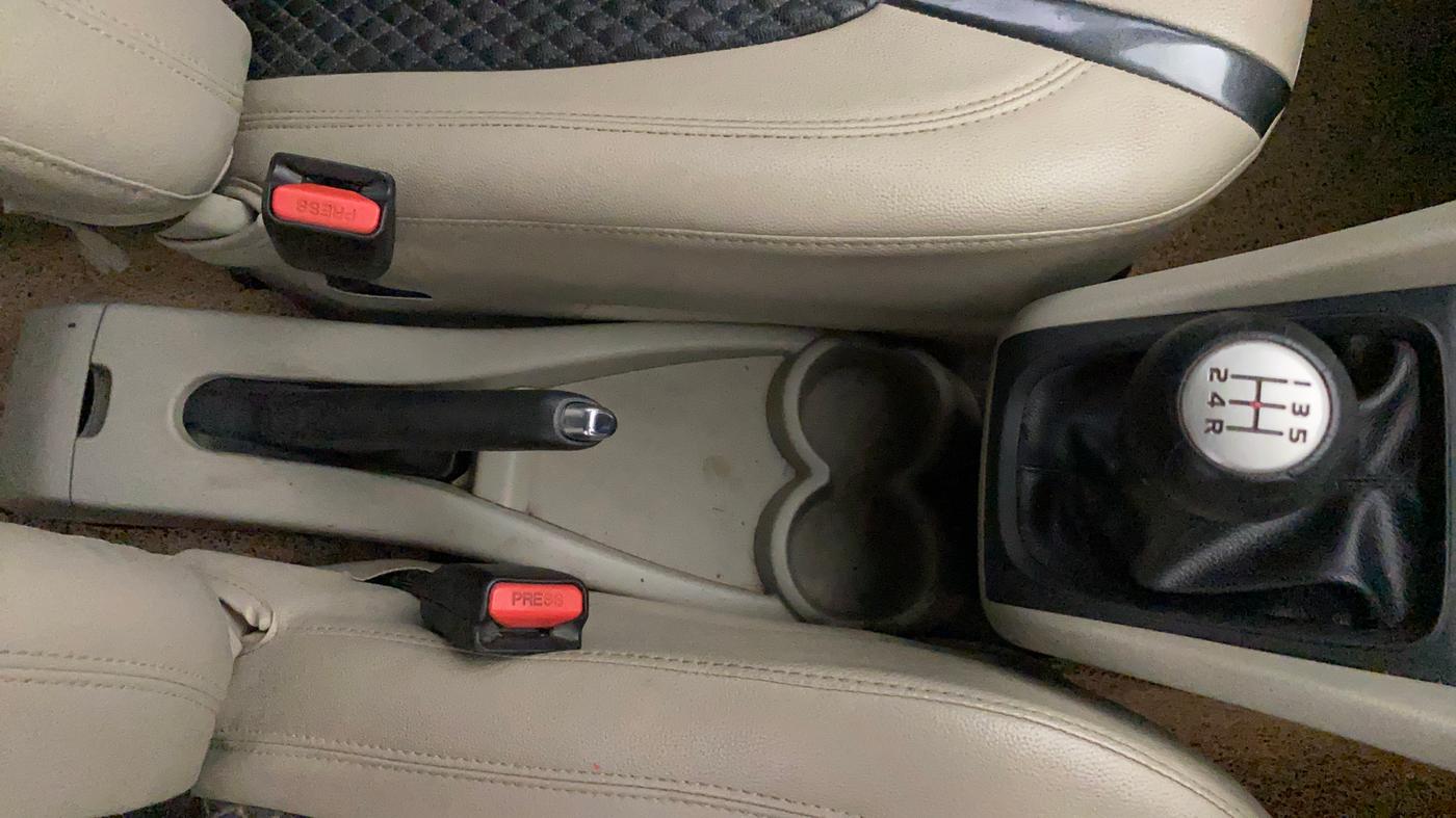 2016 Maruti Celerio ZXI, CNG, Manual, 71,491 km, Gear Lever