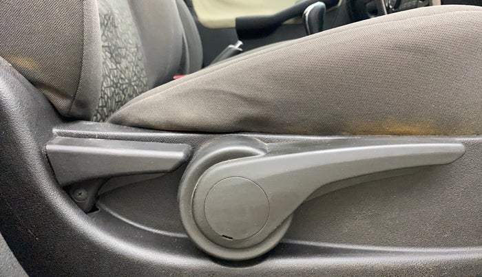 2014 Tata Zest XT PETROL, Petrol, Manual, 77,764 km, Driver Side Adjustment Panel