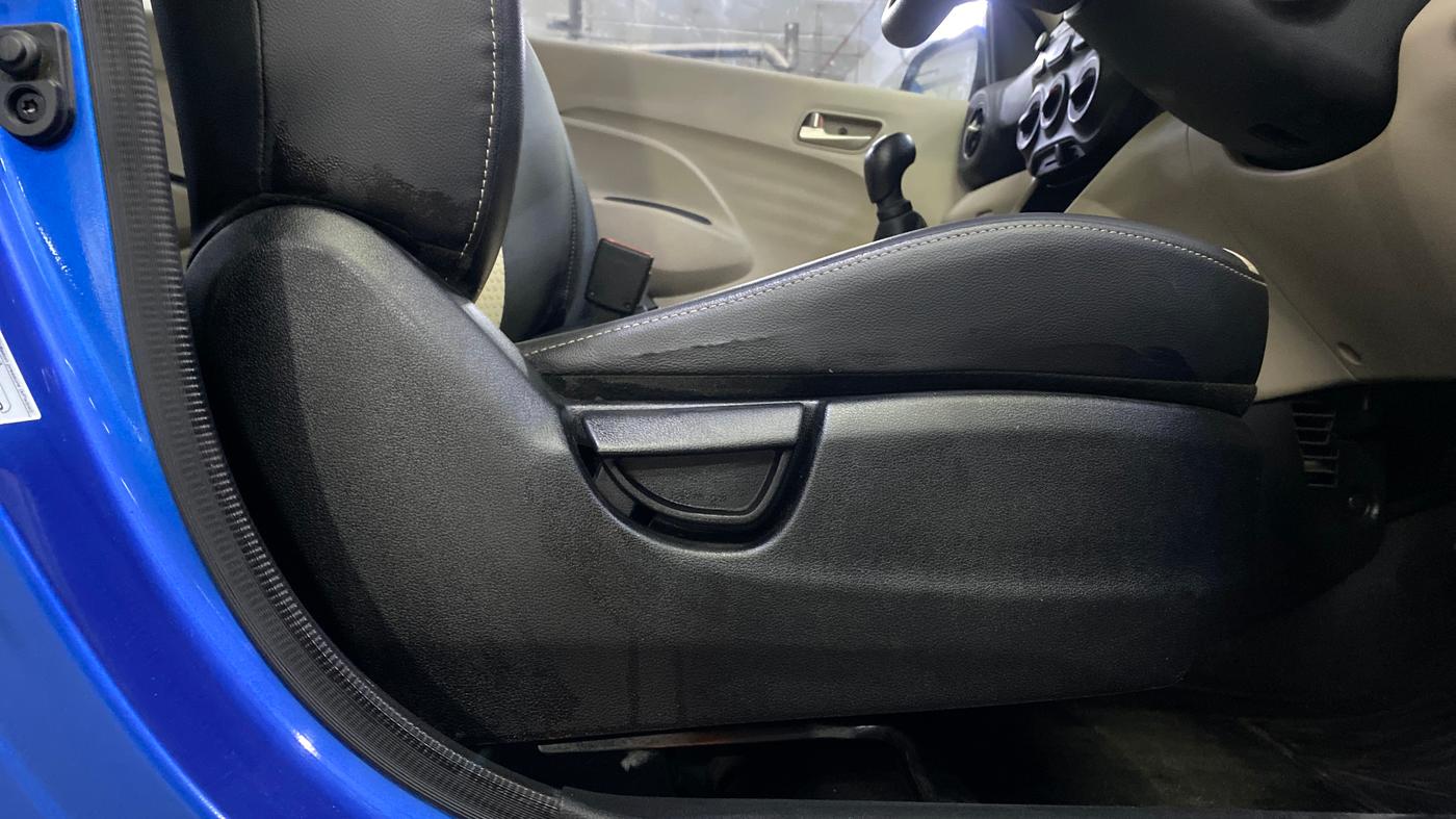 2019 Hyundai NEW SANTRO ASTA MT, Petrol, Manual, 12,793 km, Driver Side Adjustment Panel
