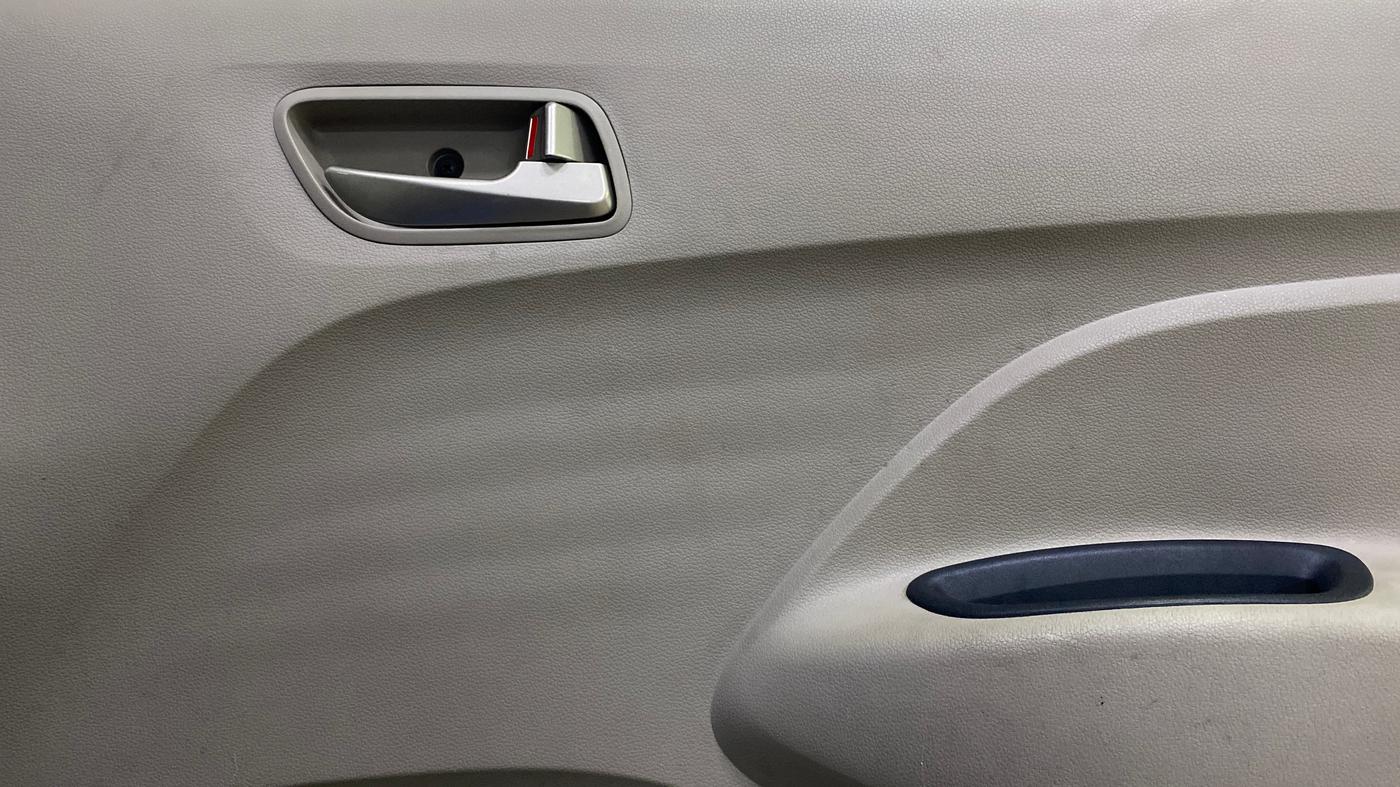 2019 Hyundai NEW SANTRO ASTA MT, Petrol, Manual, 12,793 km, Driver Side Door Panels Control